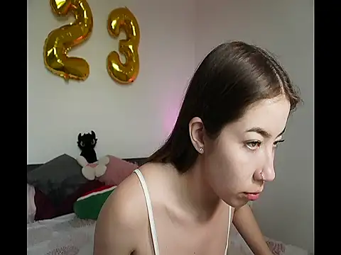 VivaLu online show from April 16, 1:56 pm