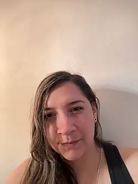 belucci vale online show from April 10, 1:40 pm