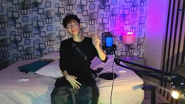 Snapshot of Twink_Sebas7 chatting on July 11, 12:16 pm Twink Sebas7 online show from July 11, 12:16 pm