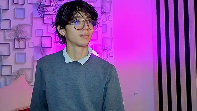Twink Sebas7 online show from May 17, 12:16 pm