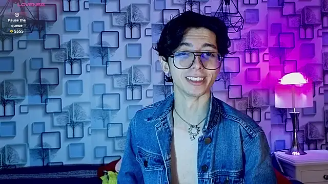 Twink Sebas7 online show from May 6, 12:09 pm