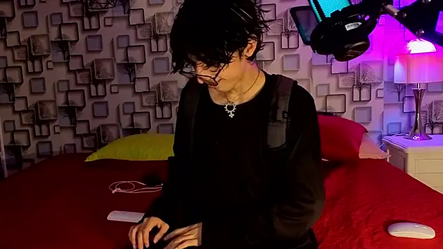 Twink Sebas7 online show from May 15, 12:14 pm