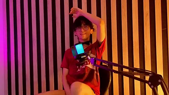 Twink Sebas7 online show from May 8, 12:20 pm