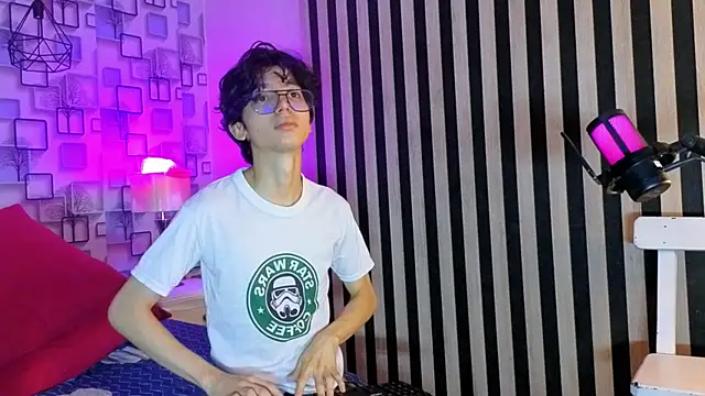 Twink Sebas7 online show from April 19, 12:28 pm