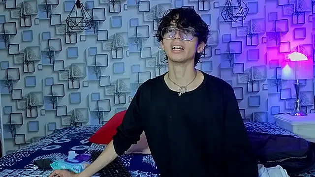 Twink Sebas7 online show from May 19, 12:12 pm