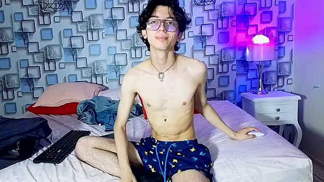 Twink Sebas7 online show from May 23, 12:15 pm