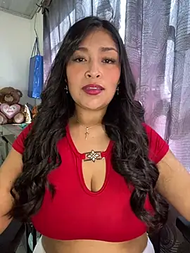 Simplemente Aurora online show from May 6, 7:51 pm
