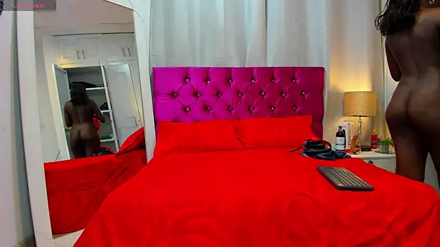 Cassandra Hunt online show from May 26, 3:32 pm