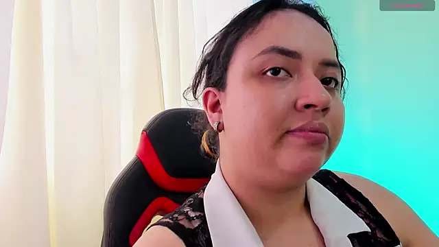 Snapshot of Cassle_ibarra_x chatting on May 20, 6:16 pm Cassle ibarra x online show from May 20, 6:16 pm