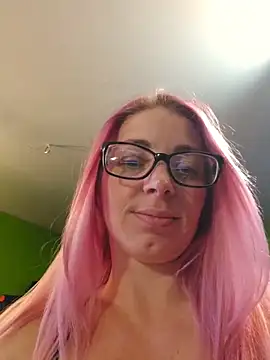 Summer Taz7 online show from May 21, 3:42 pm