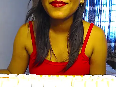 Snapshot of VelvetCoupleLive chatting on July 3, 4:41 am VelvetCoupleLive online show from July 3, 4:41 am