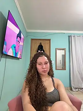 Snapshot of sophiiahot chatting on June 2, 4:40 pm sophiiahot online show from June 2, 4:40 pm