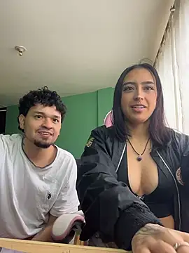 Snapshot of hotlatinocouple__ chatting on May 21, 8:06 pm hotlatinocouple online show from May 21, 8:06 pm