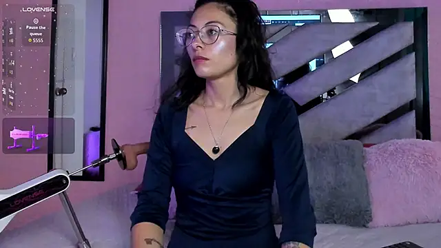 Kat santana online show from April 30, 1:40 pm