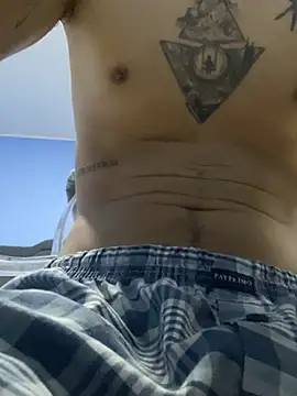 manuelito69ma online show from May 4, 7:28 pm