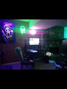 Snapshot of chronic_vibez chatting on July 5, 5:31 pm chronic vibez online show from July 5, 5:31 pm