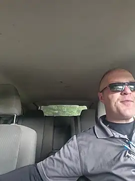 chronic vibez online show from June 1, 12:49 pm