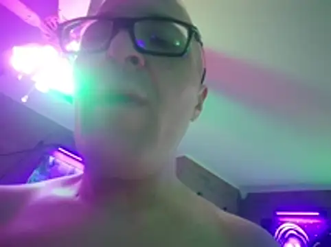 chronic vibez online show from May 6, 4:22 pm