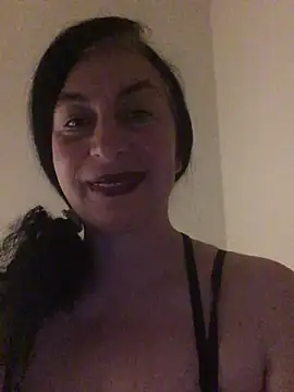 Lizzaa80 online show from May 8, 11:19 pm