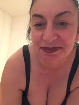 Lizzaa80 online show from April 30, 8:27 pm