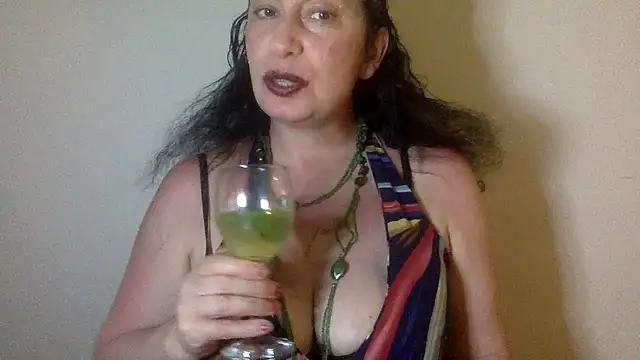 Lizzaa80 online show from May 29, 8:04 pm
