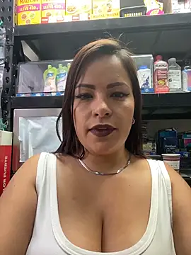 MIA ROSSEEE online show from May 28, 1:17 pm