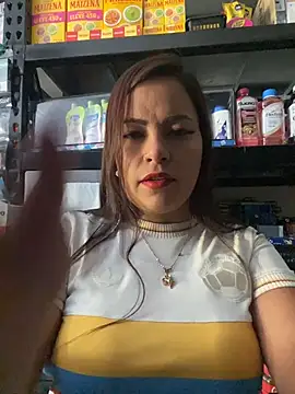 Snapshot of MIA_ROSSEEE chatting on June 11, 7:22 pm MIA ROSSEEE online show from June 11, 7:22 pm