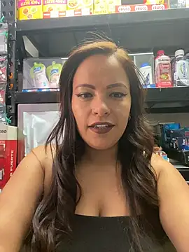 Snapshot of MIA_ROSSEEE chatting on June 28, 5:08 pm MIA ROSSEEE online show from June 28, 5:08 pm