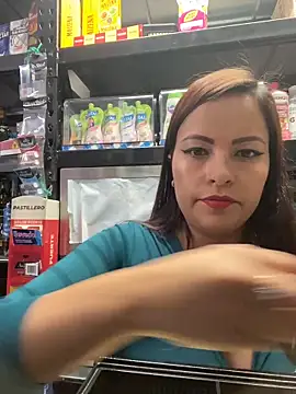 MIA ROSSEEE online show from May 27, 2:35 pm