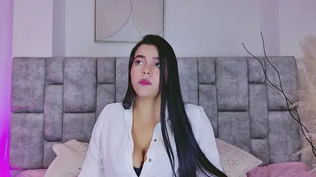 FloraKamelia online show from April 10, 8:16 pm