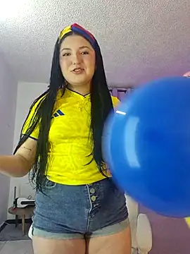 Celestee 21 online show from June 18, 1:48 am