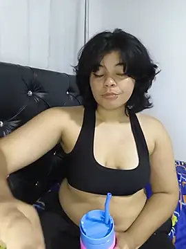 Snapshot of Jenna_Greyy_ chatting on July 9, 2:01 am Jenna Greyy online show from July 9, 2:01 am