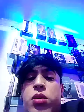 Snapshot of alecars chatting on April 10, 9:55 pm alecars online show from April 10, 9:55 pm