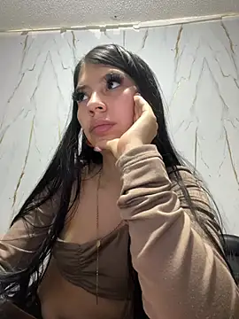 Snapshot of sweett_sophie1 chatting on June 22, 9:23 pm sweett sophie1 online show from June 22, 9:23 pm