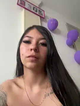 sweett sophie1 online show from May 15, 9:24 pm