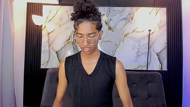 triiangel latinboy online show from June 7, 12:32 pm