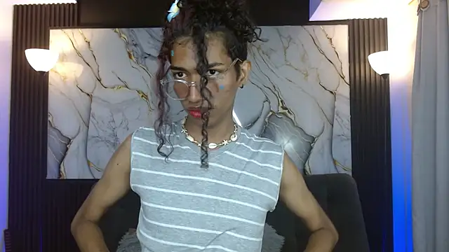 triiangel latinboy online show from April 16, 12:22 am