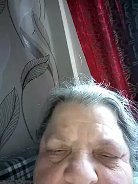 MartaMia68 online show from April 11, 4:31 am