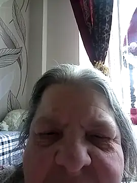 MartaMia68 online show from May 30, 5:47 am