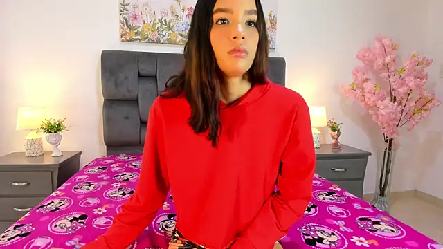 zeo pau online show from April 15, 7:07 pm