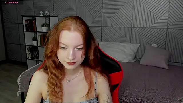 SherryKelly online show from April 24, 1:18 am