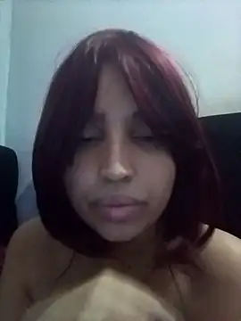 Snapshot of sereiaametista chatting on May 6, 12:25 am sereiaametista online show from May 6, 12:25 am