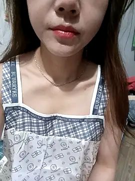 girl-girl-hot online show from April 9, 11:33 pm