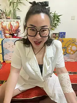 xxxlu886 online show from April 13, 1:15 pm