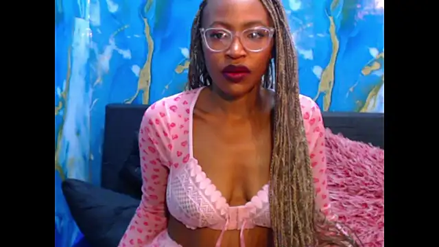 caramelchoco69 online show from May 25, 7:40 am