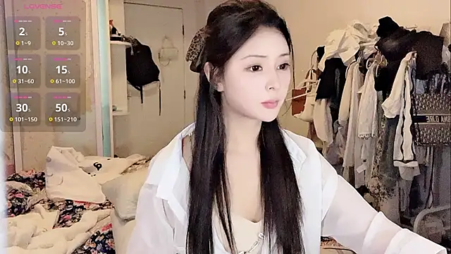 secret-anan online show from May 4, 10:23 pm