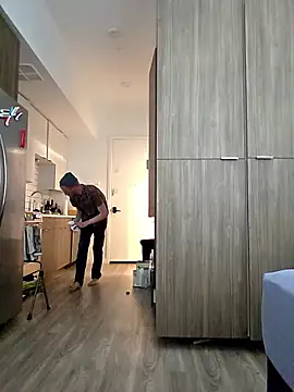 rawanduncut4u online show from April 9, 10:27 pm