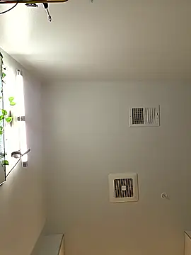 rawanduncut4u online show from April 16, 11:07 pm