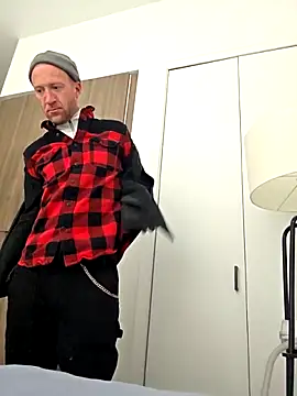 rawanduncut4u online show from April 10, 11:01 pm