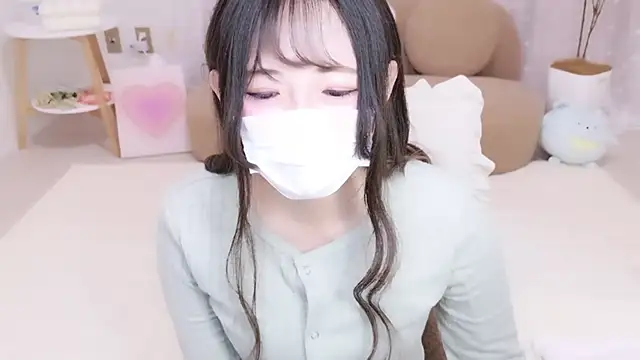 Satomi nn online show from April 18, 12:13 am